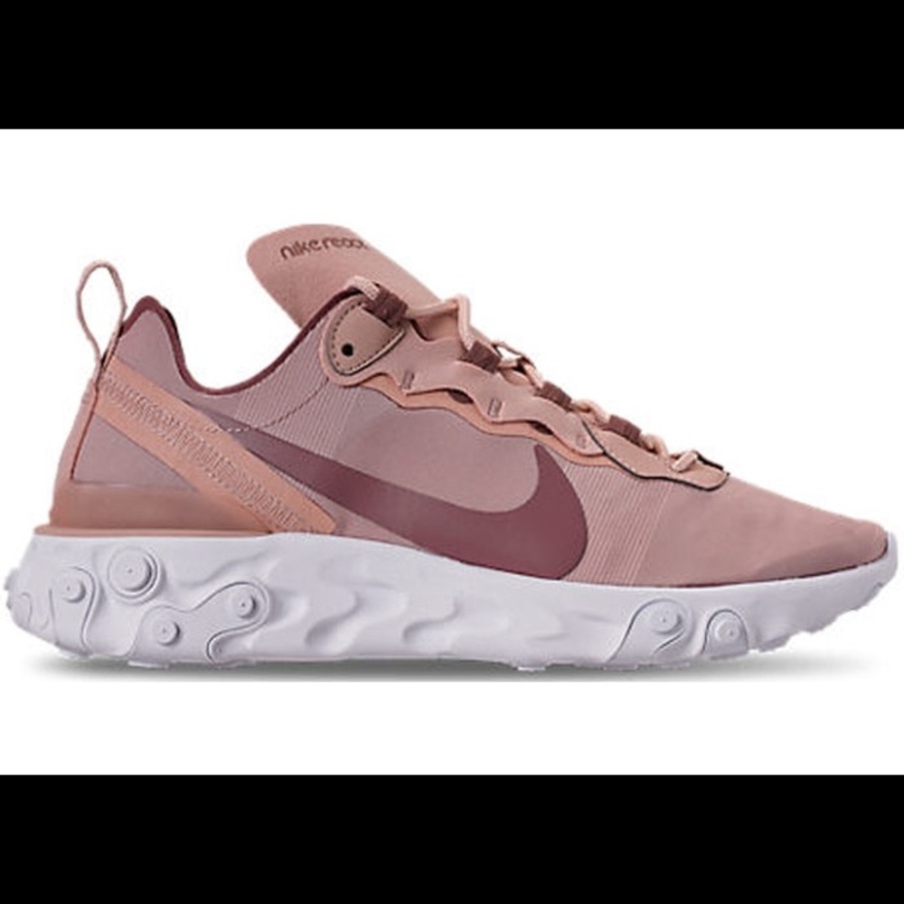 W Nike React Element 55
